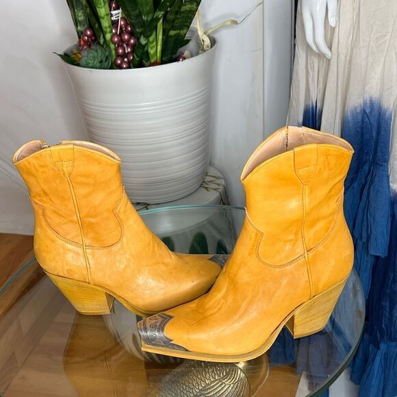 New Free People Brayden Western Boots - Picture 4 of 16